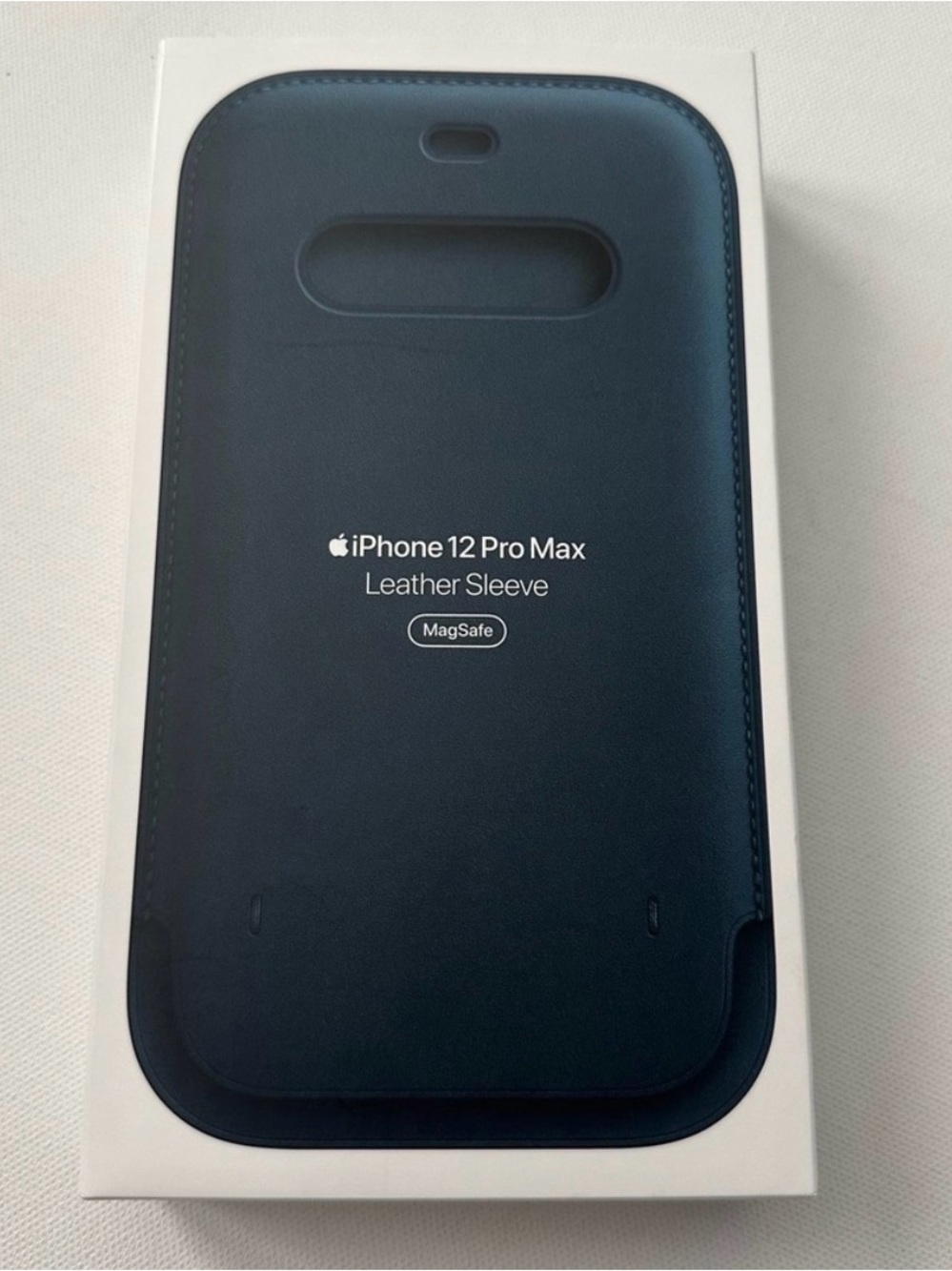 iPhone 12 Pro Max Leather Sleeve MagSafe